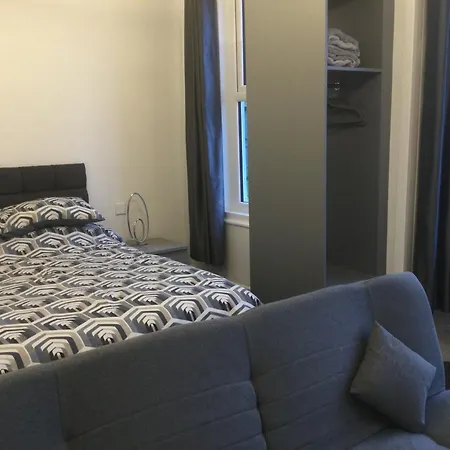 Ashburnam Guest House-2
